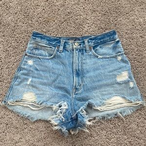 Abercrombie and Fitch denim shorts 27/4